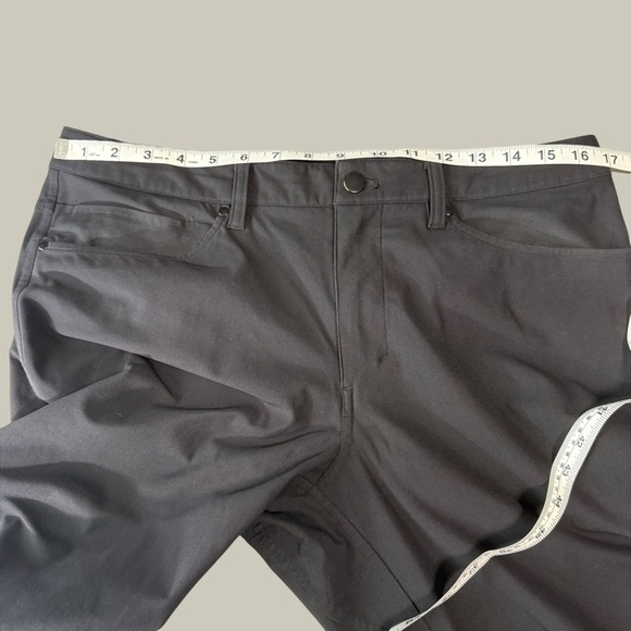 Lululemon ABC pants slim in black. - Picture 5 of 13